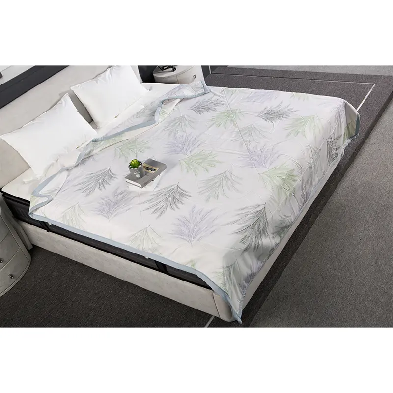 Skin friendly latex quilt